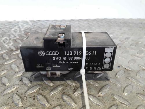 Used Electronic module SEAT IBIZA II (6K1) 1.9 TDI (90 hp) 15598290
