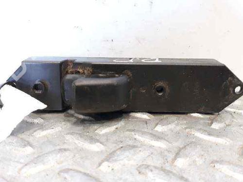 Used Right front window switch Right front window switch MITSUBISHI PAJERO II (V3_W, V2_W, V4_W, V5_W) 2.8 TD (V46W, V26W) (125 hp) 5851380 5851380