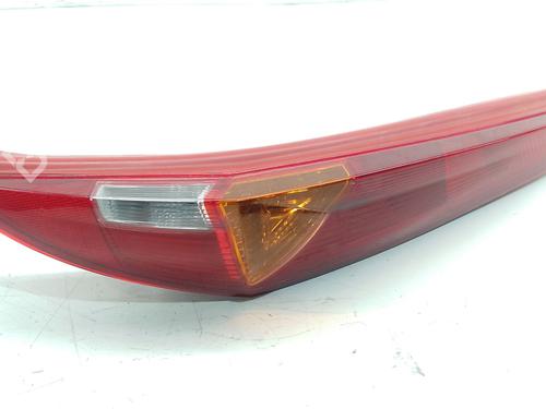 Used Right taillight FIAT PUNTO (176_) 75 1.2 (73 hp) 32182159