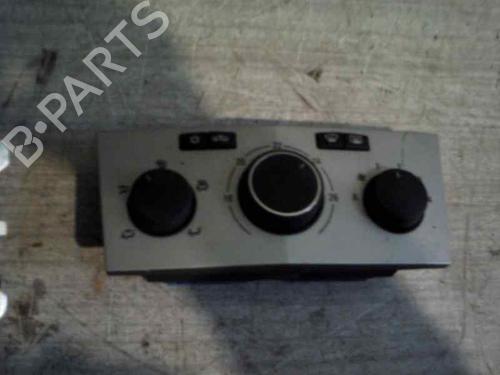 AC Styreenhet / Manøvreringsenhet OPEL ASTRA H GTC (A04) [2005-2010]  3538120
