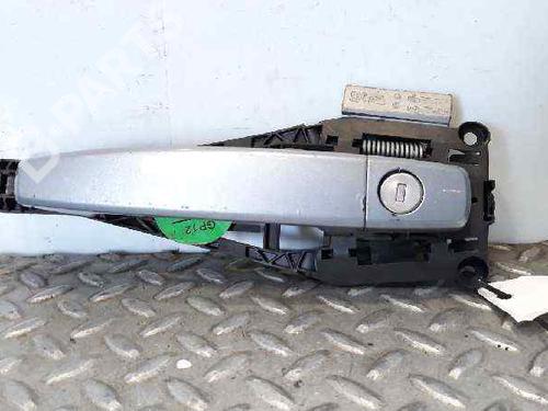 front-left-exterior-door-handle-chevrolet-cruze-j300-16-25936893-2009-7555429 main image