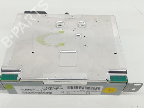 Used Radio Radio PEUGEOT 208 II (UB_, UP_, UW_, UJ_) 1.2 PureTech 100 (101 hp) 33856752 33856752