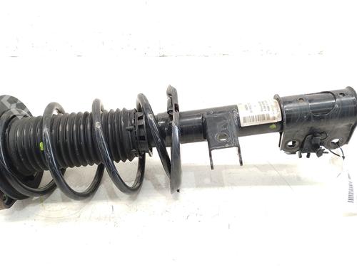 right-front-shock-absorber-mercedes-benz-b-class-sports-tourer-w246-w242-2011-2012-2013-2014-2015-2016-2017-2018-34735046 main image