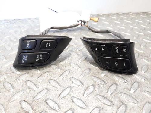 Used Steering wheel controls MAZDA 6 Hatchback (GG) 2.0 DI (GG14) (143 hp) 6941800