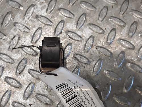 Used Left rear window switch TOYOTA PRIUS Liftback (_W2_) 1.5 Hybrid (NHW20_, NHW20R) (112 hp) 5567989
