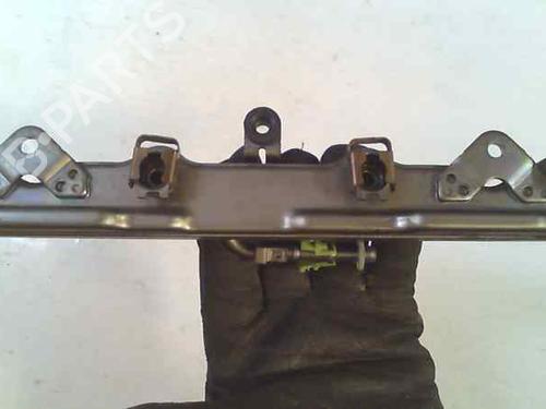 Used Injection rail HONDA CIVIC VIII Hatchback (FN, FK) 1.8 (FN1, FK2) (140 hp) 3121872