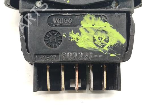 Right front window switch DACIA SANDERO 1.6 MPI 85 (BS03) | BP33704581I26 - Image 3