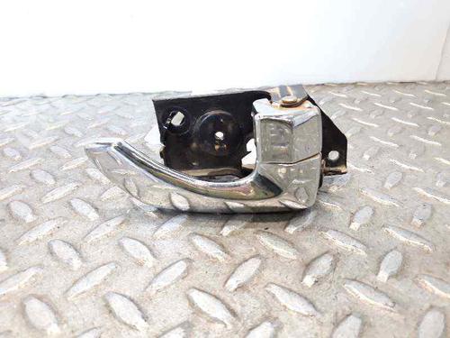 Used Rear right interior door handle Rear right interior door handle HYUNDAI SANTA FÉ I (SM) 2.0 CRDi (113 hp) 7022970 7022970