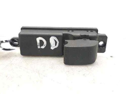 Used Right front window switch Right front window switch MAZDA 2 (DE_, DH_) 1.5 (DE5FS) (103 hp) 5853304 5853304