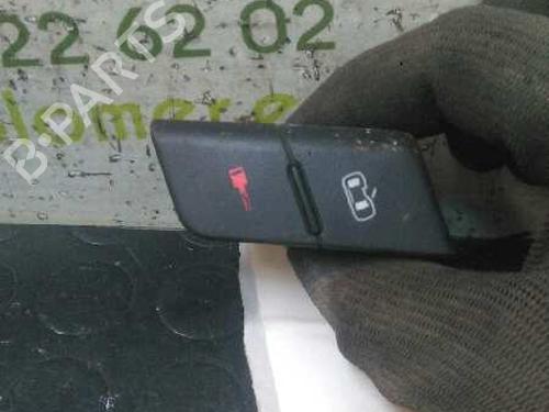 Used Switch Switch AUDI A4 B7 Avant (8ED) 2.0 TDI 16V (140 hp) 14229777 14229777