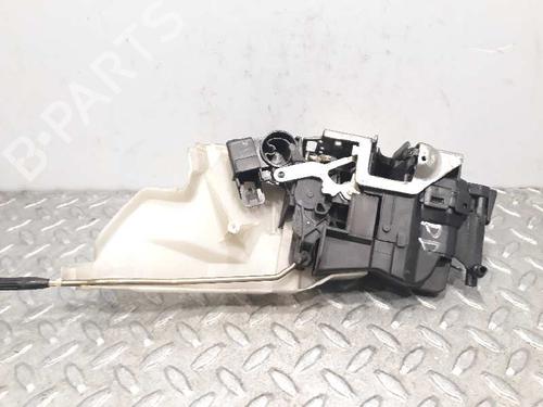 Used Front right lock MERCEDES-BENZ CLK (C208) [1997-2003]  6921979