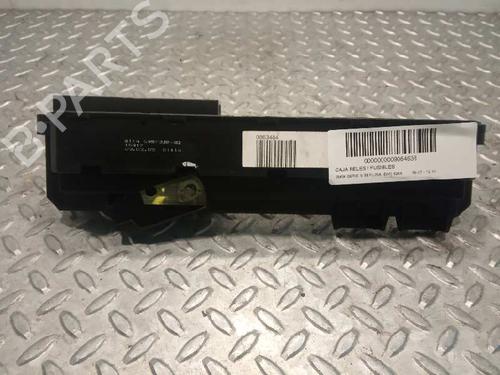 Used Fuse box BMW 5 (E60) 520 d (177 hp) 6540781