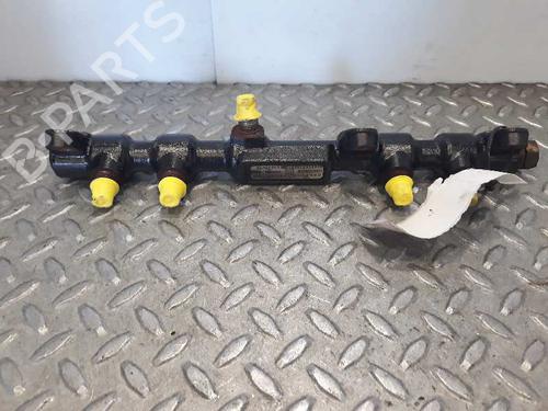 Used Injection rail FORD MONDEO III (B5Y) [2000-2007]  7042080