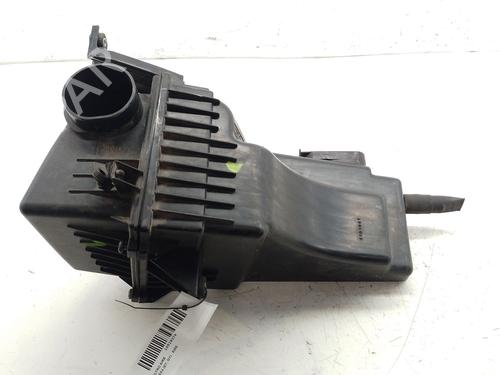 Used Air filter box SUZUKI SX4 (EY, GY) 1.9 DDiS (RW419D) (120 hp) 30547215