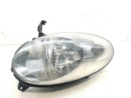 Used Right headlight NISSAN MICRA III (K12) 1.5 dCi (82 hp) 24168210