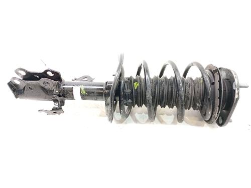 Used Left front shock absorber Left front shock absorber TOYOTA AURIS (_E18_) 1.2 (NRE185_, NRE185R) (116 hp) 40229538 40229538