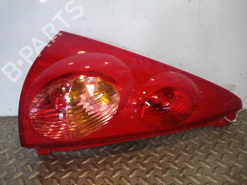 Used Right taillight PEUGEOT 107 (PM_, PN_) 1.0 (68 hp) 13506653