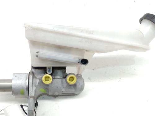 Used Brake master cylinder MERCEDES-BENZ CLA Coupe (C117) CLA 200 (117.343) (156 hp) 32774498