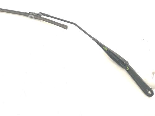 Used Front windshield wiper arm FORD FIESTA VI (CB1, CCN) 1.5 TDCi (75 hp) 28289617