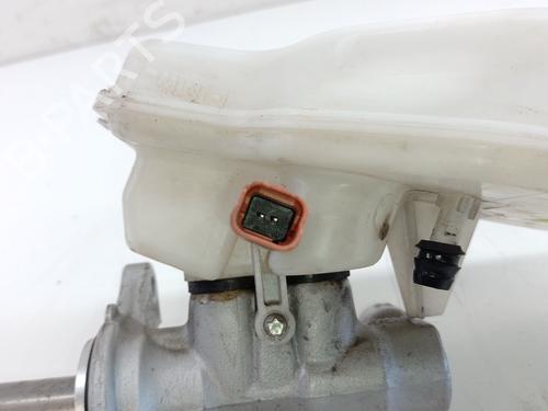 Brake master cylinder CITROËN C4 CACTUS 1.5 BlueHDi 100 | BP30104860M77
