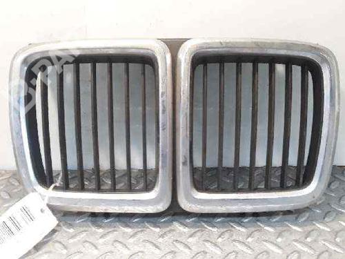Used Front grille Front grille BMW 7 (E32) 735 i, iL (211 hp) 3040398 3040398