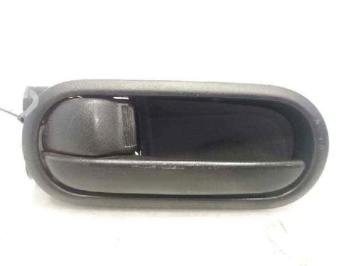 Used Rear left interior door handle Rear left interior door handle MAZDA 2 (DE_, DH_) 1.5 (DE5FS) (103 hp) 5853354 5853354
