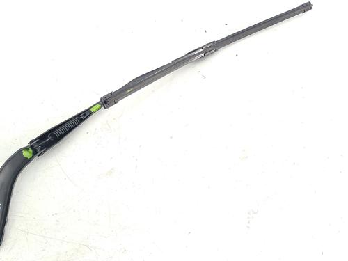 Used Front windshield wiper arm BMW 3 (F30, F80) 316 d (116 hp) 31623478