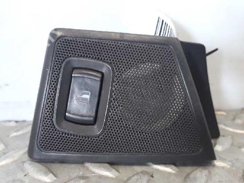 Used Right front window switch SKODA OCTAVIA I (1U2) [1996-2010]  6068919