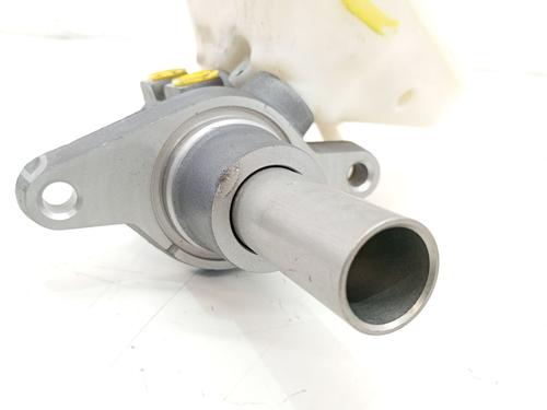 Brake master cylinder DS DS 5 (KF_) 1.6 THP 165 (KF5GZT) | BP40447574M77 - Image 2