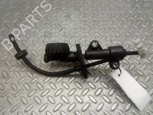 Used Clutch slave cylinder FIAT 500L (351_, 352_) [2012-2025]  14236886