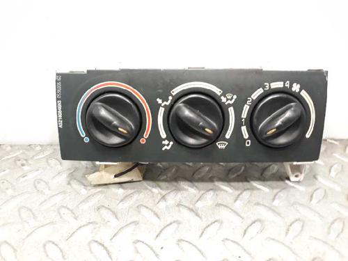 Used Climate control RENAULT MEGANE I Classic (LA0/1_) 1.4 (LA0E, LA0V) (75 hp) 3068984