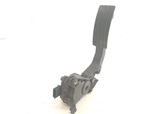 Used Pedal DACIA SANDERO II 1.5 dCi 75 / Blue dCi 75 (B8JW, B8M4, B8AH, B8M7, B8M6) (75 hp) 6800097