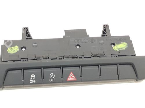Used Warning switch Warning switch AUDI A1 Sportback (GBA) 30 TFSI (116 hp) 33428648 33428648