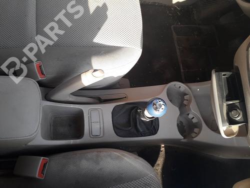 Windscreen washer tank KIA SPORTAGE II (JE_, KM_) 2.0 CRDi | BP11197353C113  - Image 10