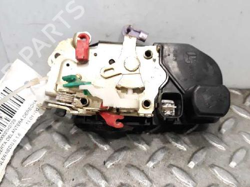 Used Front right lock CHRYSLER NEON II [1999-2006]  3039260