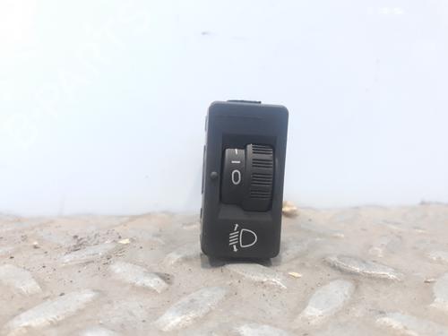 Used Headlight switch PEUGEOT PARTNER Box Body/MPV [2008-2025]  13619295