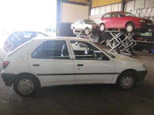 Fuel pump PEUGEOT 306 (7B, N3, N5)  | BP3075977M76 