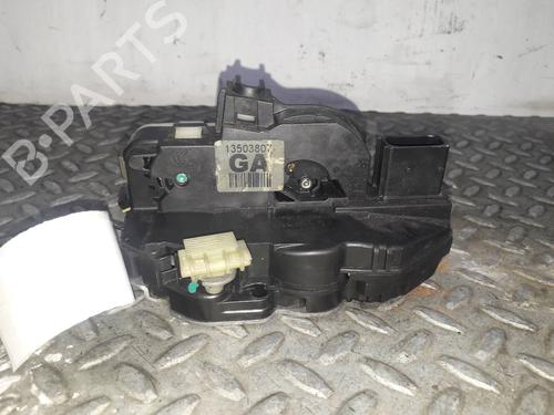 Used Rear left lock OPEL INSIGNIA A Sports Tourer (G09) [2008-2017]  15858836
