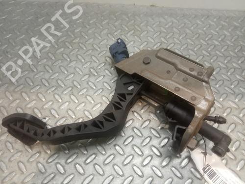 Used Clutch pedal SKODA FABIA II (542) 1.2 (60 hp) 8783102