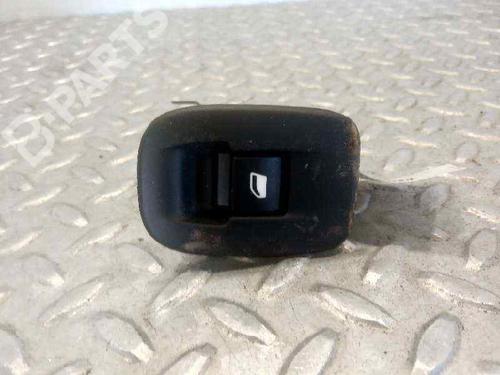 left-rear-window-switch-peugeot-2008-i-cu_-16-bluehdi-120-96751119zd-2013-5681501 main image