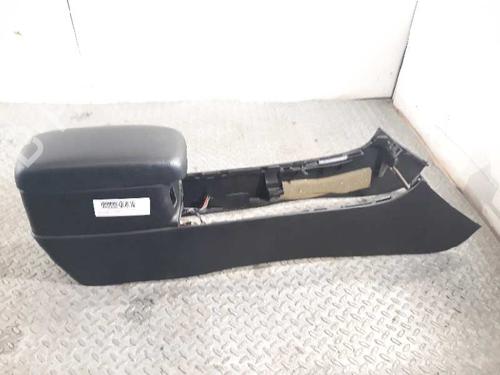 Armrest / Center console MAZDA 6 Hatchback (GG) 2.0 DI (GG14) | BP7154718I20 