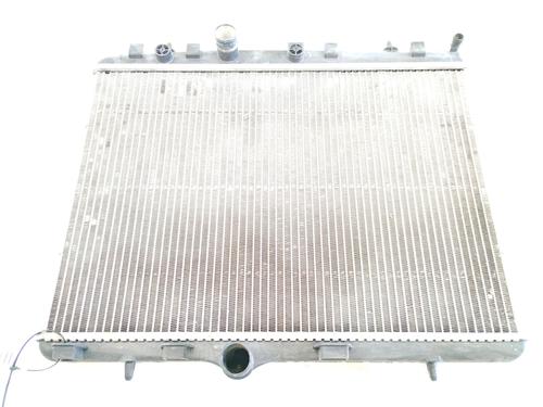 Used Water radiator Water radiator 37585427 37585427