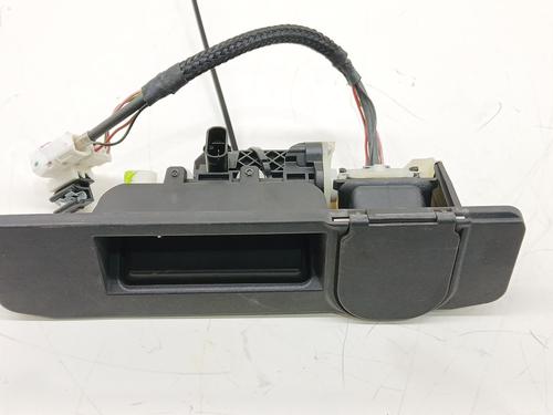 Used Tailgate handle Tailgate handle MERCEDES-BENZ GLA-CLASS (X156) GLA 200 CDI / d (156.908) (136 hp) 35904149 35904149