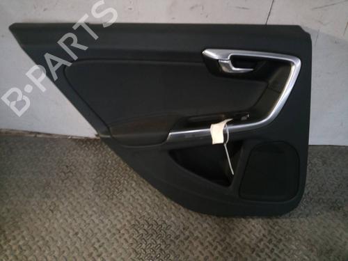 Panneau de porte arrière gauche VOLVO V60 I Cross Country (157) D5 (224 hp) 17671674