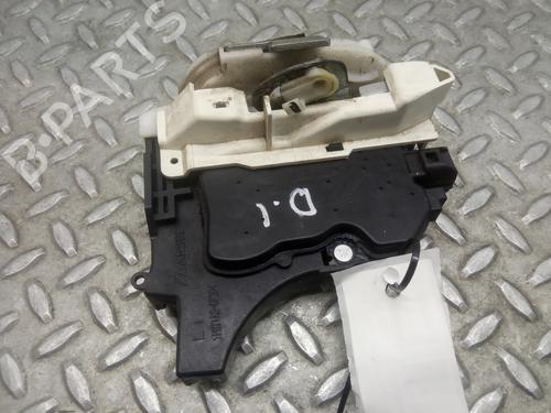 Used Front left lock MITSUBISHI GRANDIS (NA_W) [2003-2011]  9363531