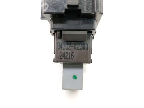 Warning switch TOYOTA AURIS (_E18_) 1.2 (NRE185_, NRE185R) | BP40459547I22 - Image 4