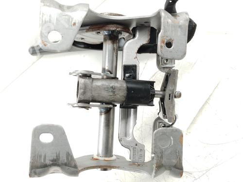 Hand brake PEUGEOT PARTNER Tepee 1.6 HDi 90 | BP29852615I18