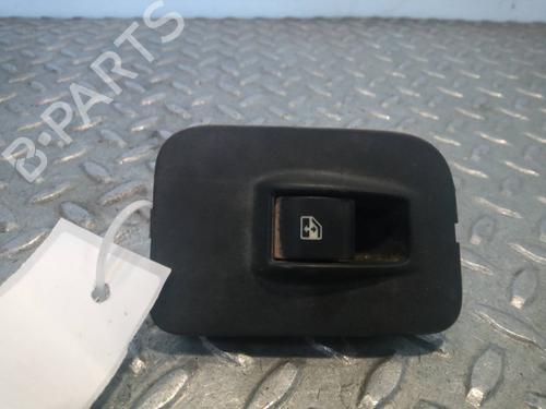 Used Right front window switch CITROËN NEMO Box Body/MPV (AA_) 1.4 HDi (68 hp) 13088819