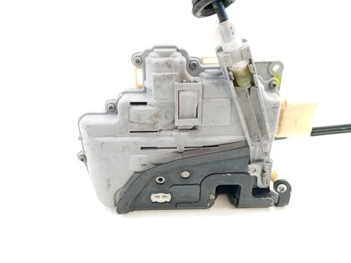Front left lock VW PASSAT B6 (3C2) 2.0 TDI 16V | BP36433668C98 - Image 4