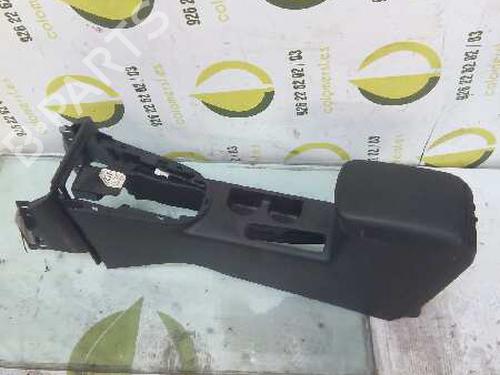 Used Armrest / Center console NISSAN X-TRAIL II (T31) [2007-2018]  7154568